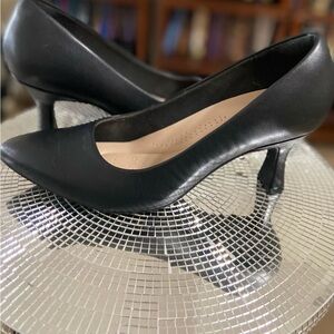 Clarks Black Pumps New Never Worn